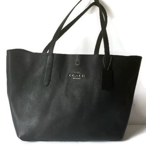 Coach Handbags - Coach Black Leather Tote